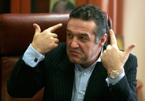 Gigi Becali, patronul Stelei, a declarat că îşi doreşte ca în două din meciurile returului să aibă arbitrii străini.