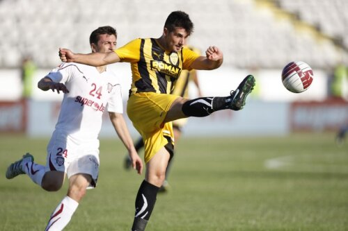 Surdu, in duel cu Javier Velayos, a fost un fotbalist apreciat sub Tîmpa