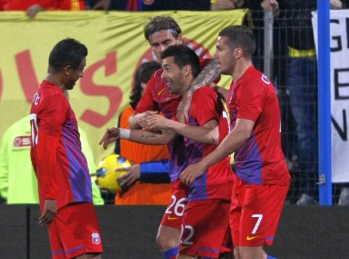Pîrvulescu a marcat un supergol în meciul cu Astra, cîştigat de Steaua cu 2-1