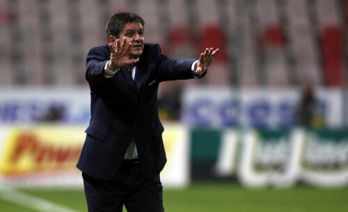 Lăcătuş ştie cît de greu e să lucrezi cu Gigi Becali