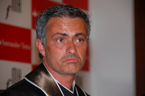 Mourinho a fost desemnat în martie 2009 Doctor Honoris Causa al Universității Tehnice din Lisabona, unde, în 1987, a obținut diploma de profesor de educație fizică