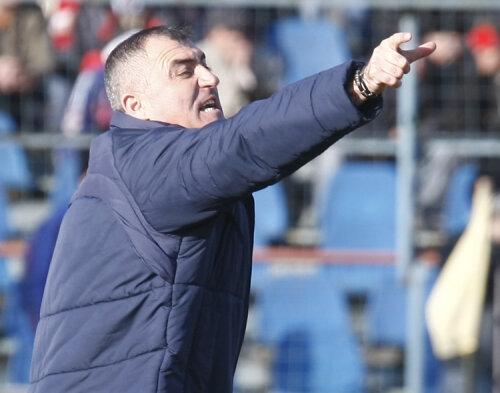 Antrenorul Petre Grigoraş e pe placul şefilor de la Steaua, care îl vor în Ghencea din sezonul viitor