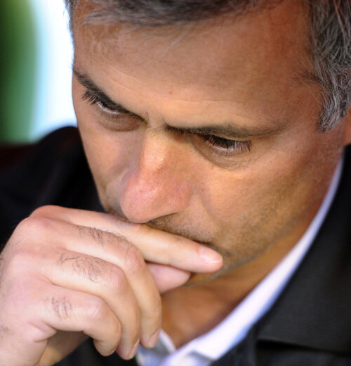 Mourinho se îndreaptă spre titlu în Spania şi va juca semifinalele Ligii cu Real // Foto: Reuters