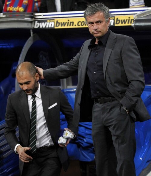 Guardiola și Mourinho au găsit alt prilej ca să se ”înțepe” (foto: Reuters)