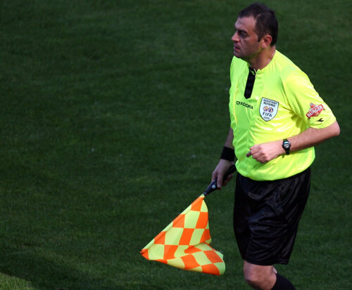 Adrian Vidan şi-a încheiat cariera de arbitru cu un meci făcut praf: Braşov-Concordia 2-3