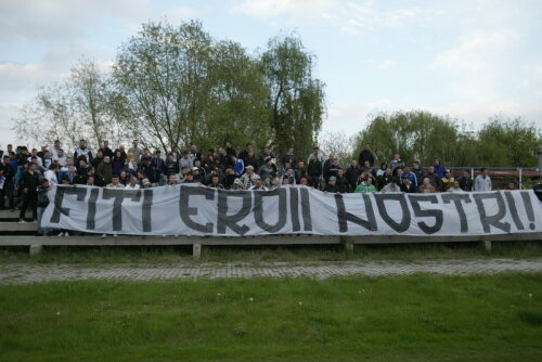 Suporterii lui Poli au fost ieri la antrenamentul băieţilor