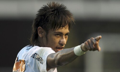 Neymar a început să înșire ”bijuteriile” (foto: Reuters)