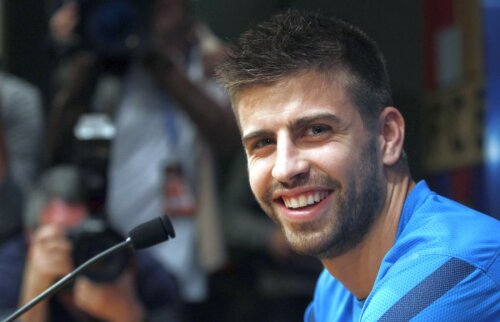 Gerard Pique spune că are o relaţie foarte bună cu Guardiola (sursa foto: Reuters)