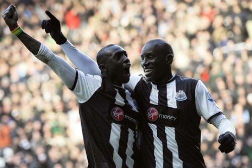 Adus iarna trecută la echipă, Papiss Cisse are 13 goluri marcate în 12 meciuri în Premier League pentru Newcastle (Reuters)