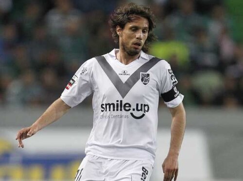 În campionat, Joao Alves a fost folosit în 19 partide, doar 7 ca titular