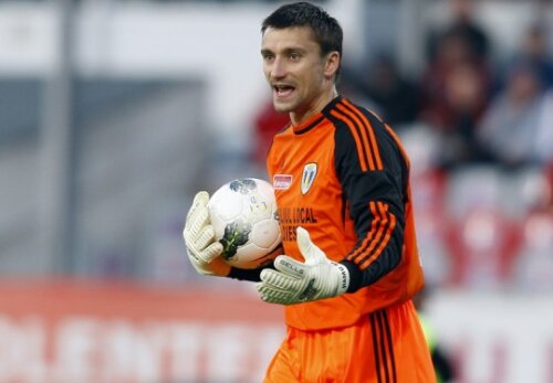 Vasili Hamutovski continuă la Petrolul