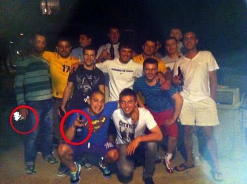 Ştefan Caraulan (stînga sus) şi Oleg Andronic (stînga jos) s-au dat în spectacol după înfrîngerea cu El Salvador Foto: fotbal.md