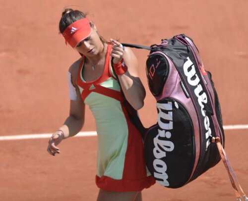 Sorana Cîrstea a părăsit repede întrecerea de la Paris Foto: Raed Krishan