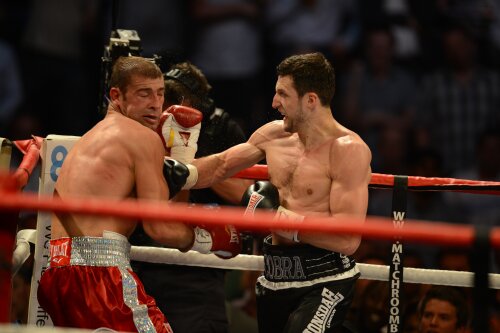 Froch l-a învins pe Bute prin KO în repriza a 5-a (foto: Alex Nicodim)