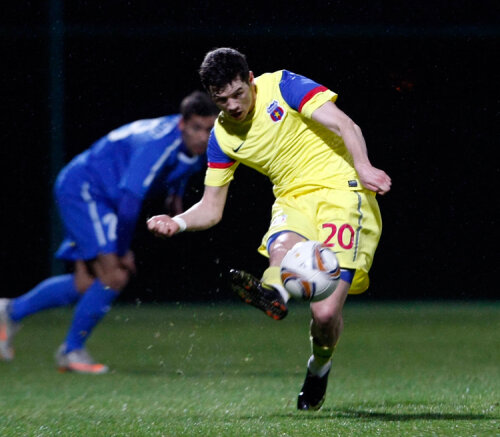 Ovidiu Dănănae se simte lucrat la Steaua şi îşi doreşte ca situaţia lui să fie clarificată cît mai repede