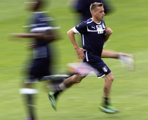 Giaccherini a ieșit cel mai în formă jucător italian la ultimele teste fizice făcute în Polonia // Foto: Reuters