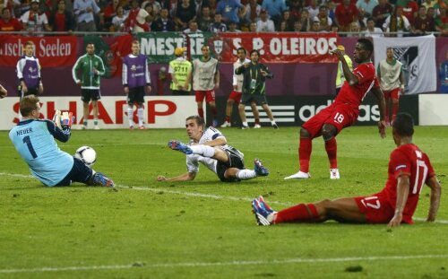 Nani a ratat în final o mare ocazie. foto: Reuters