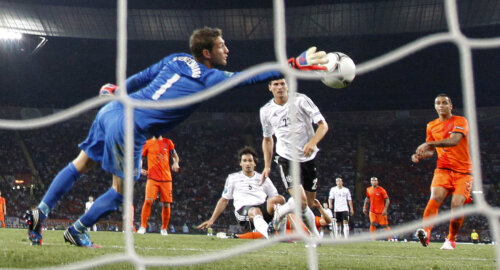 Olanda-Germania, 1-2 foto: reuters