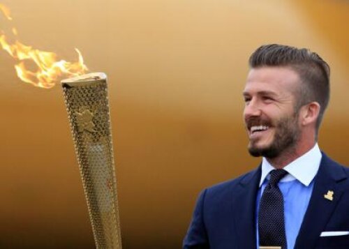 David Beckham cu torţa olimpică