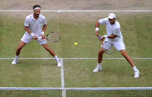 Tecău şi Lindstedt s-au calificat în turul al doilea la Wimbledon