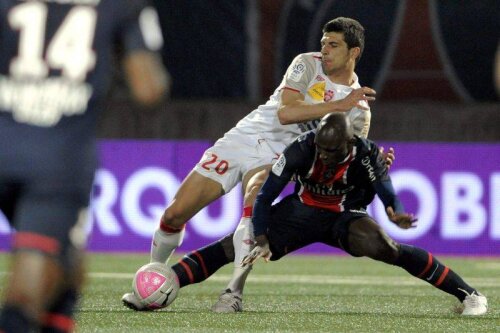 După 6 ani în Franța, Daniel Niculae se pune sub comanda lui Dan Petrescu în Rusia