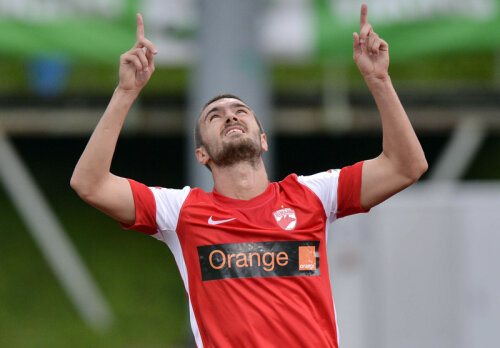 Marius Alexe îi dedică tatălui său unul din golurile marcate pentru Dinamo