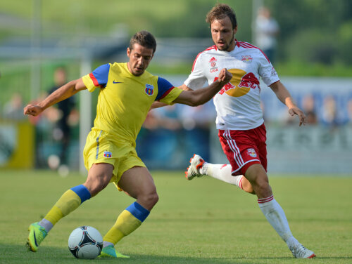 În ultima perioadă, steliștii au achiziționat doar fotbaliști tineri. Dintre ei, Chipciu e mezinul primului 11, avînd 22 de ani, aceeași vîrstă ca a lui Chiricheș