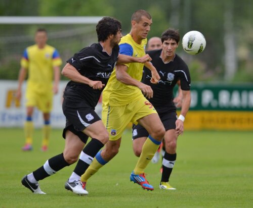 Nikolici se bate cu Rocha pentru postul de vîrf