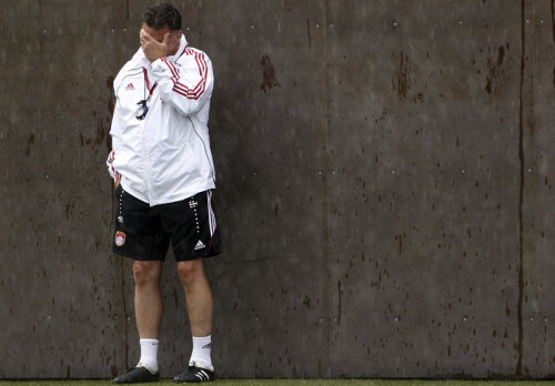 Louis van Gaal, 60 de ani, e cu spatele la zid, deşi nici n-a început încă al doilea mandat ca selecţioner al Olandei // Foto: Reuters