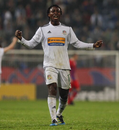 Paito nu regretă că n-a rămas să joace în România