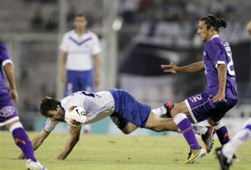 Roberto Herrera (dreapta) poate deveni în curînd ”cîine”