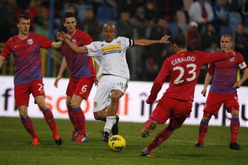 Gigi Becali e fericit să scape de ”coșmarul” Wesley