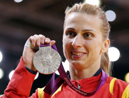 Judoka Alina Dumitru, a obţinut, sîmbătă, argintul la categoria 48 kg, prima medalie a delegaţiei României la JO de la Londra (foto: Reuters)