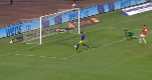 FOTO (captura DigiSport): Bălgrădean le face cadou un gol ploieştenilor
