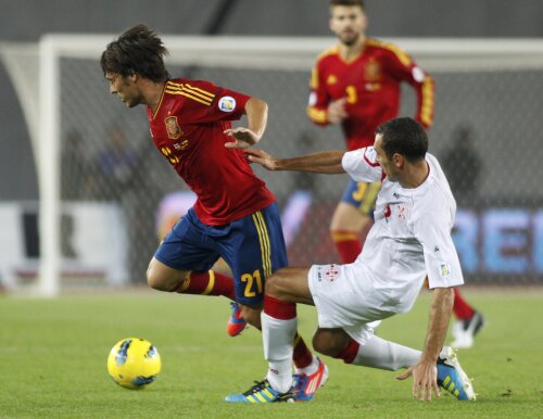 David Silva și colegii lui le-au dat mingea foarte puțin rivalilor georgieni (foto: Reuters)