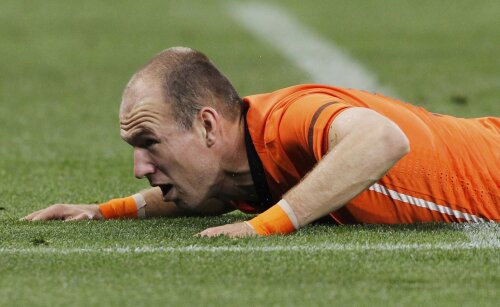 Robben rămîne atacantul 