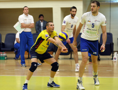 Libero-ul Vladislav Ivanov, extrema Marko Bojici (nr. 8) şi Sergiu Stancu (nr. 5) aşteaptă cu încredere confruntarea de la Moscova // Foto: Telegraf Constanţa