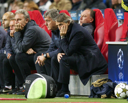 Mancini a rămas blocat de evoluţia jocului în meciul cu Ajax.