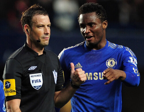 Mark Clattenburg a dezavantajat-o pe Chelsea în meciul cu United.