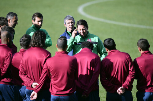 Paulo Sergio le-a prezentat jucătorilor strategia pentru meciul cu Galata.