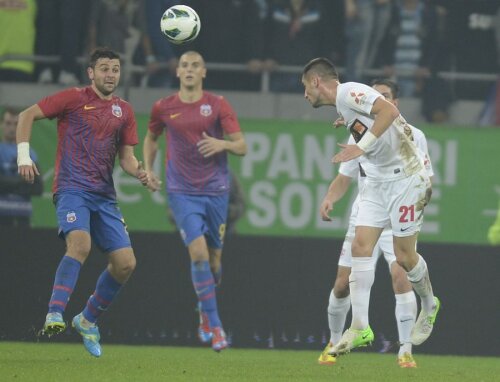 Steaua a învins în Derby de România cu 3-1