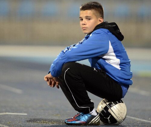 Ianis Hagi a stat în spatele porţii Stelei.