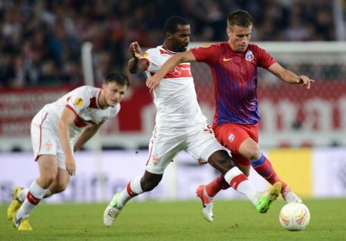 În meciul tur, Steaua a terminat la egalitate cu Stuttgart, scor 2-2.