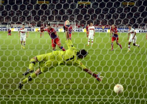 Steaua a remizat cu Stuttgart în tur, 2-2
