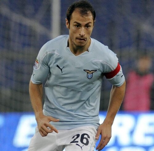 Radu a fost prima oară căpitanul lui Lazio în noiembrie 2010, în meciul de campionat contra Cataniei // Foto: Corriere dello Sport