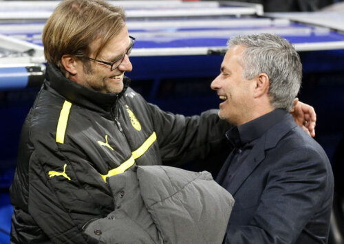Jose Mourinho (dreapta) şi urmaşul său pe banca Madridului blanco: Jurgen Klopp // Foto: Reuters