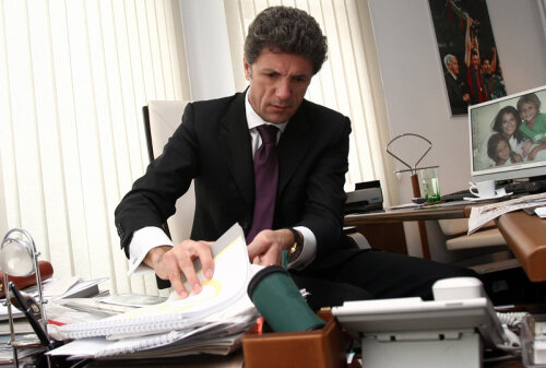 Gică Popescu, 45 de ani, aşteaptă ca Înalta Curte să judece recursul său în Dosarul Transferurilor