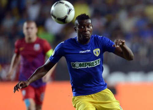 Bokila are un salariu lunar de 8.000 de euro