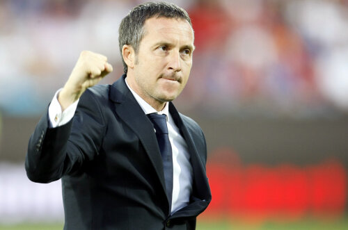 Stoica se va întoarce azi la București, iar diseară va fi la Cluj, alături de echipă