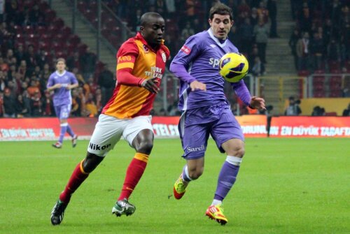 Stancu (dreapta) este golgeterul lui Orduspor în acest campionat, cu 8 reuşite în 22 de meciuri (1.730 de minute)